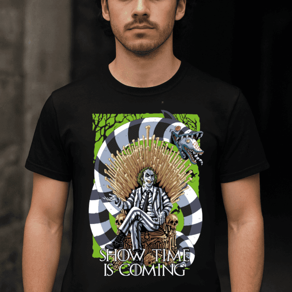 Camiseta Parodia Beetlejuice - Show Time is Coming | Cat Beleren