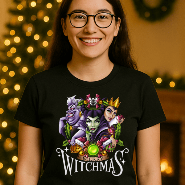 Camiseta Merry Witchmas – Villanas Navideñas